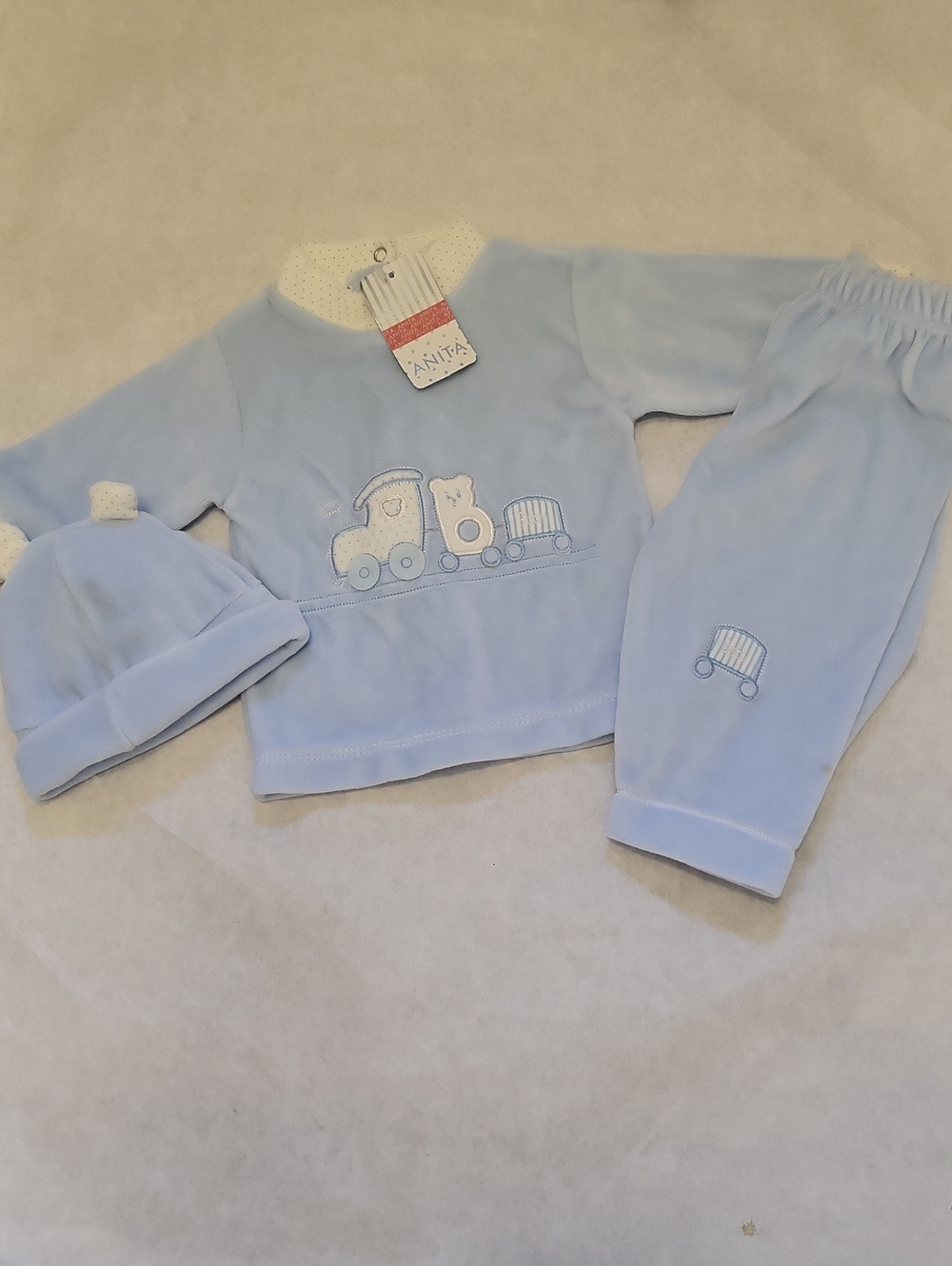 NWT Vintage three piece baby blue embrodiered velour outfit